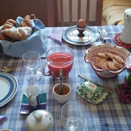 Alojamento de Acomodação e Pequeno-almoço Casa Salvia *